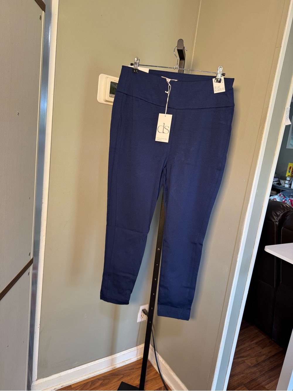 NWT Dear Scarlett Plus Size Skinny Magic Pants